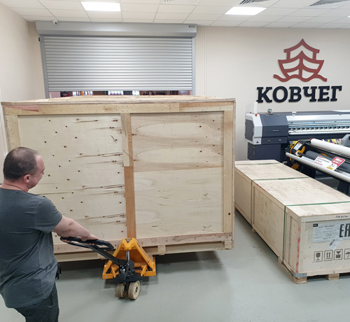 Расширяем экспозицию демозала новым УФ-планшетником