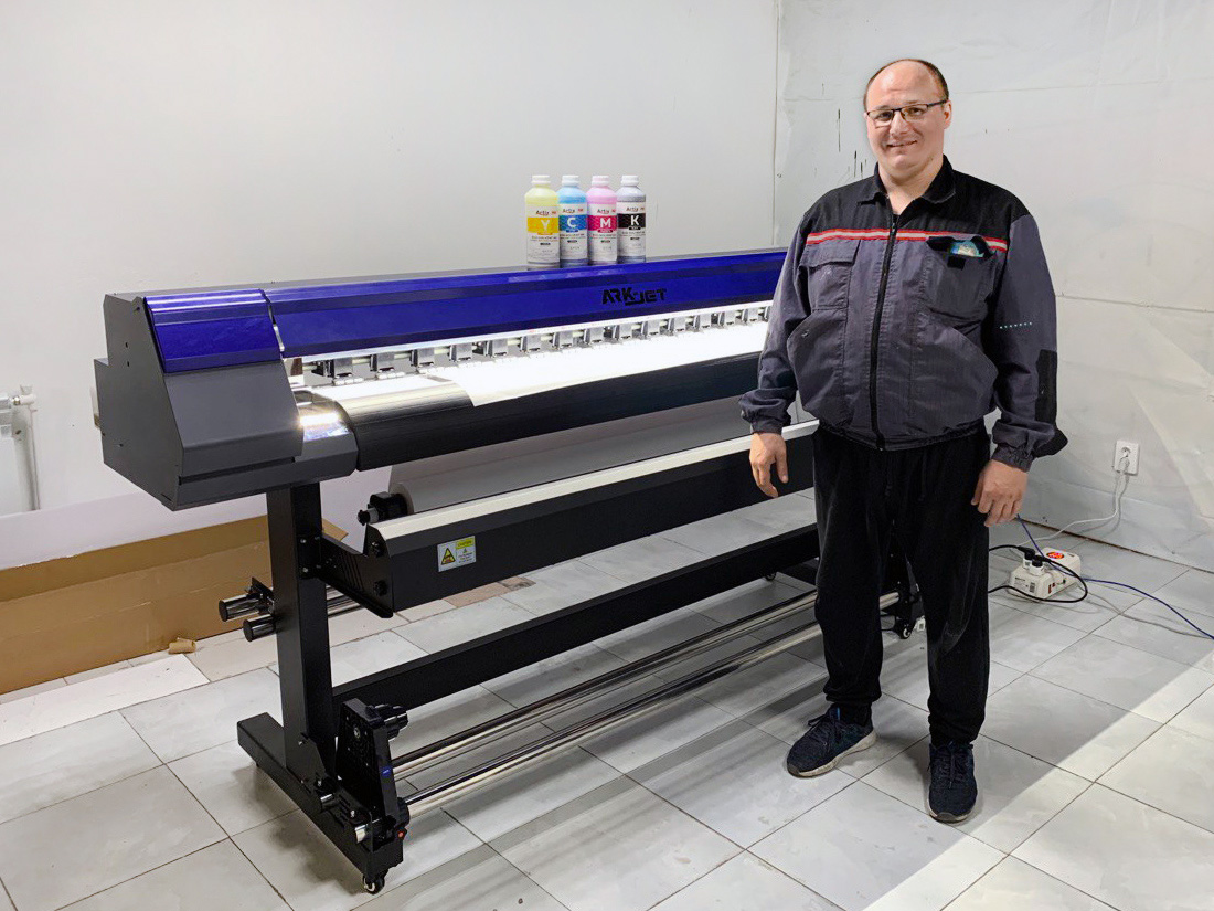 Принтер ARK-JET SOL 1600 установлен в РА "Премиум Арт" из Белгорода