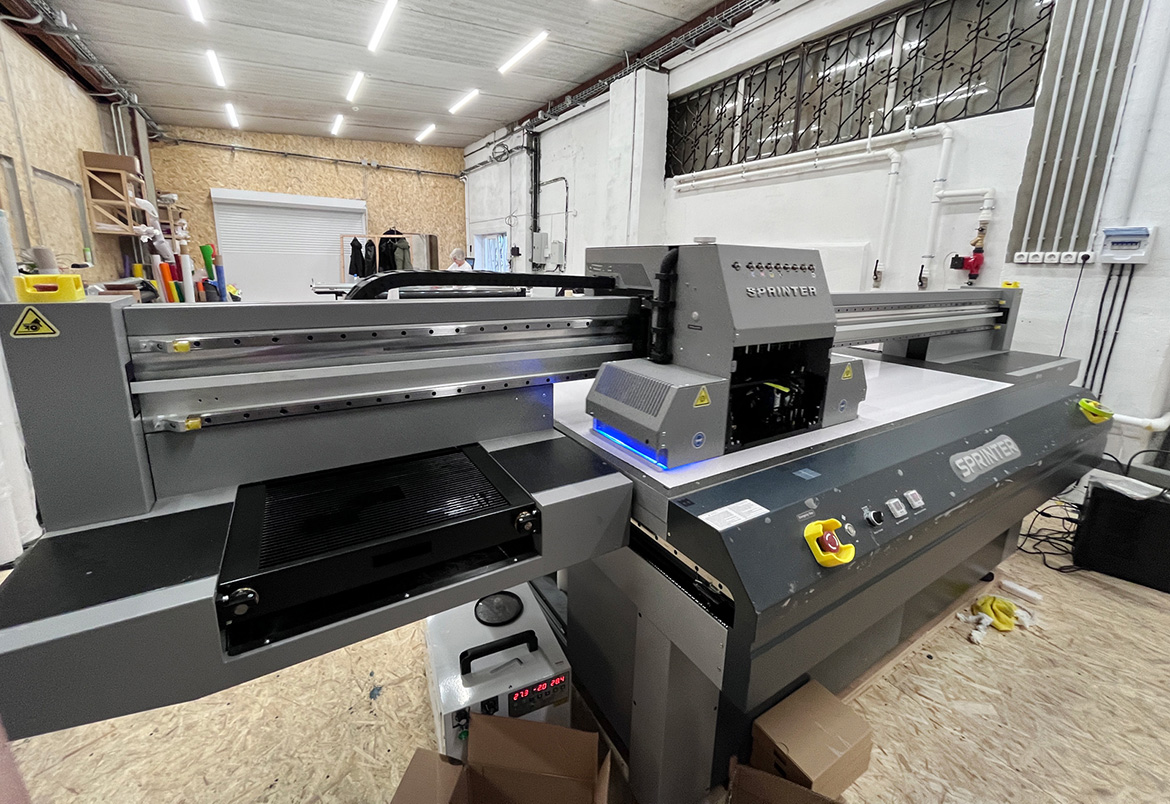 Инсталляция УФ-принтера Sprinter TC-F2132 в липецкой РПК "Мастера" Инсталляция УФ-принтера Sprinter TC-F2132 в липецкой РПК "Мастера"